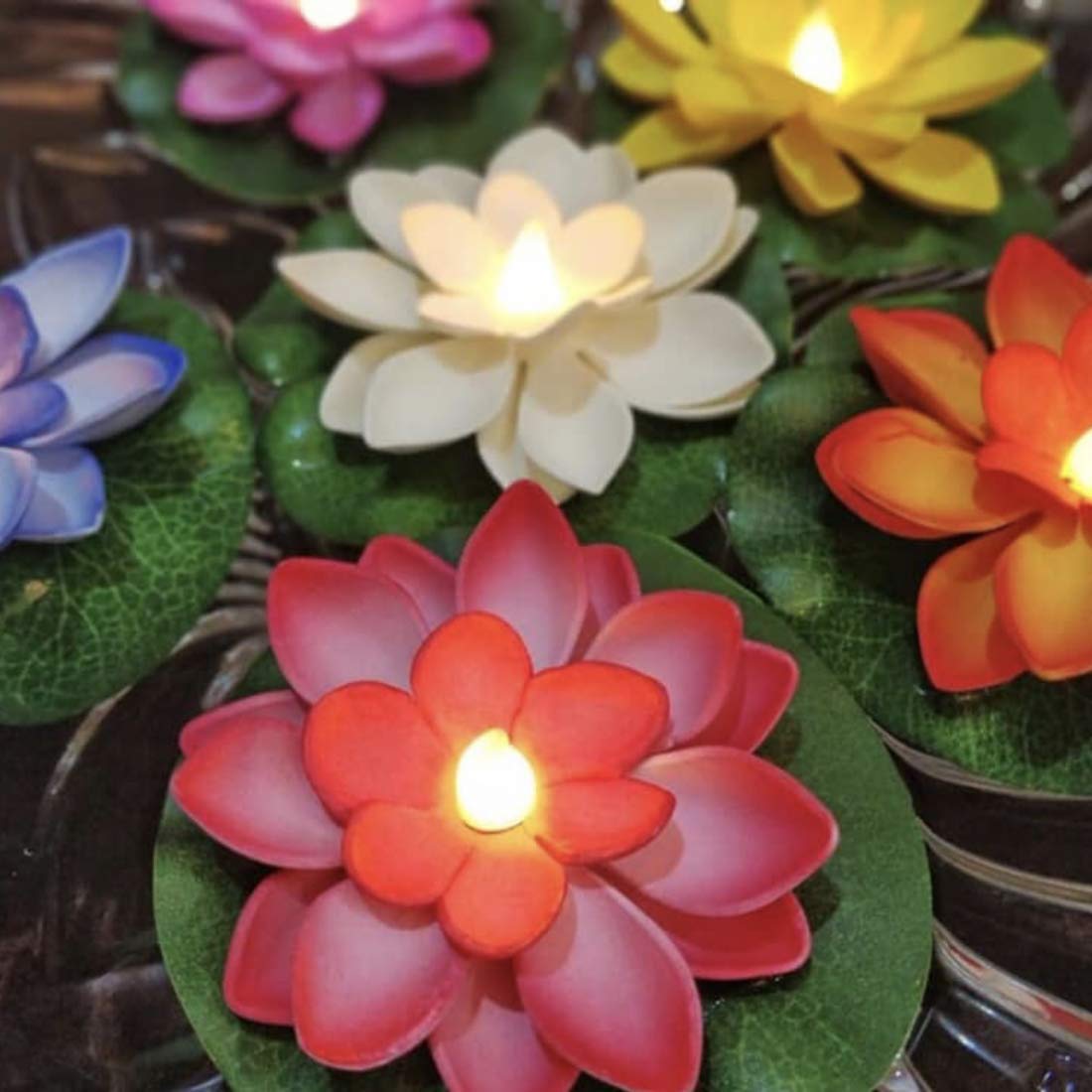 Water Sensor Floating Lotus Flower LED Tea Candles (Multicolor)